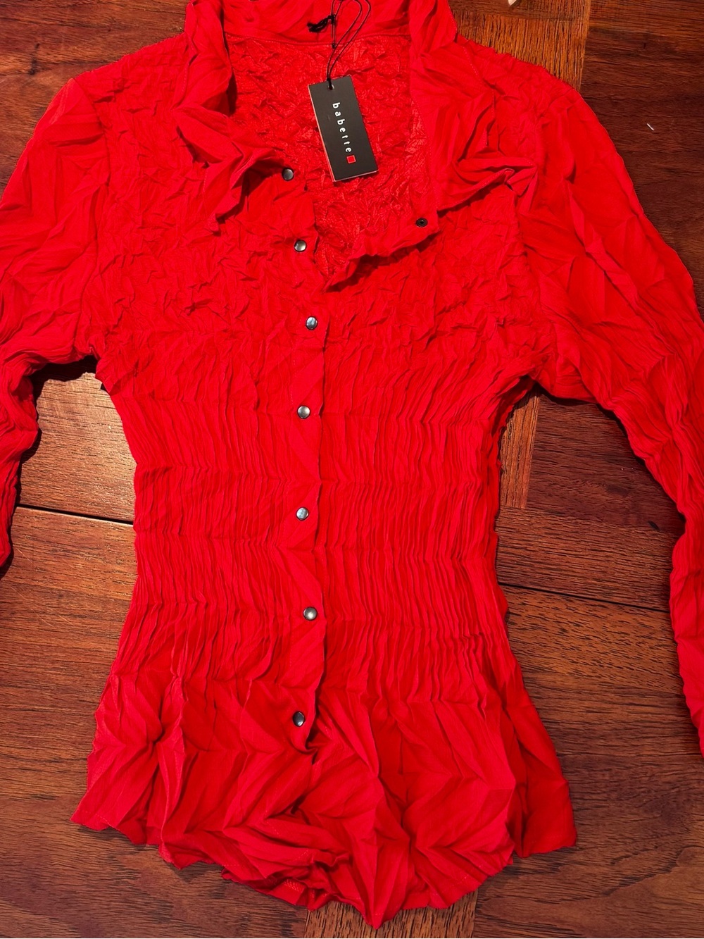 Babette NWT Red Crinkle Zig Zag Snap Front Shirt Small Made in USA $262